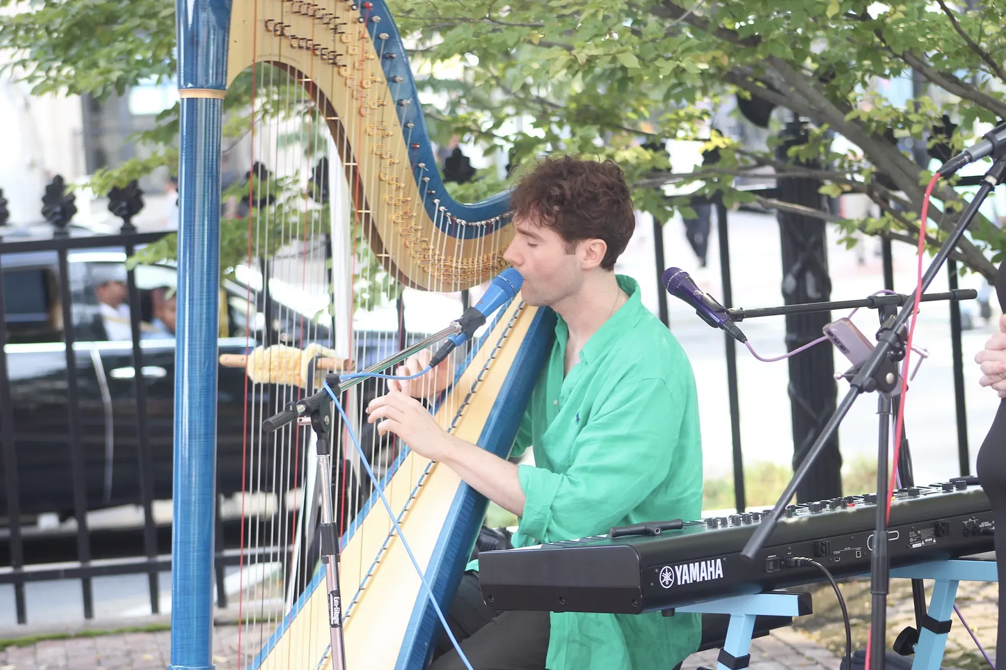 Yes, That’s A Harp in Downtown Hartford