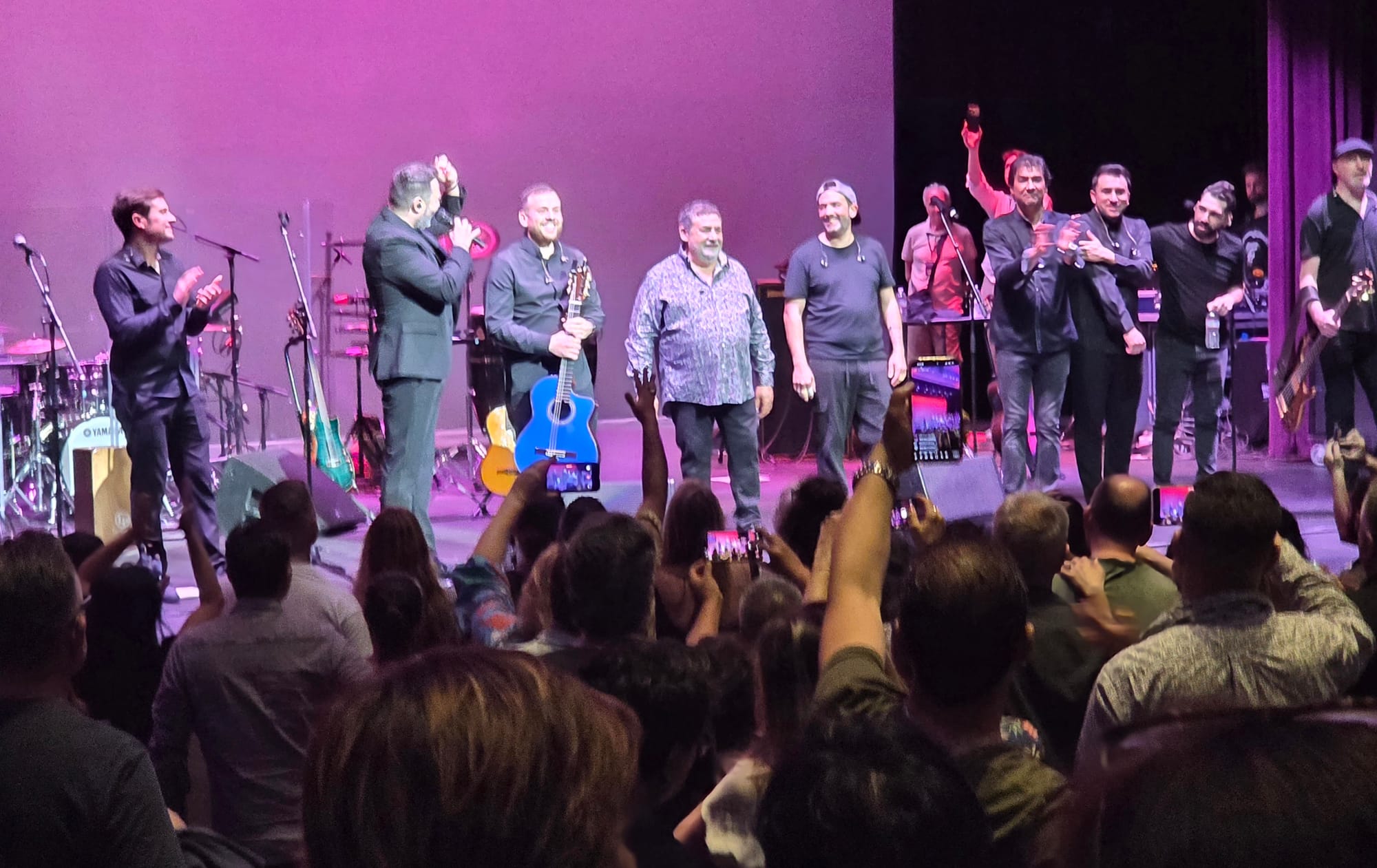 Clapping With and For the Gipsies