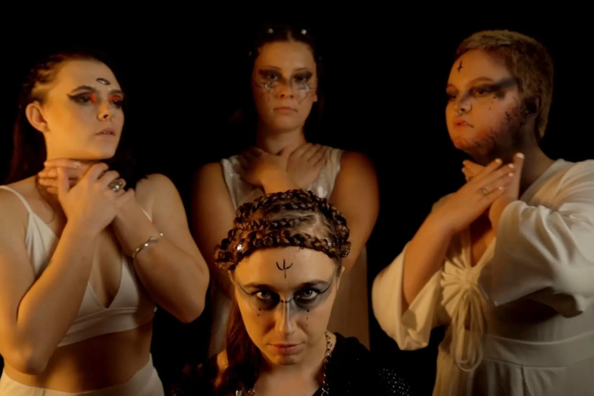 Weird Sisters To The Fore In Gender-Experimental Macbeth