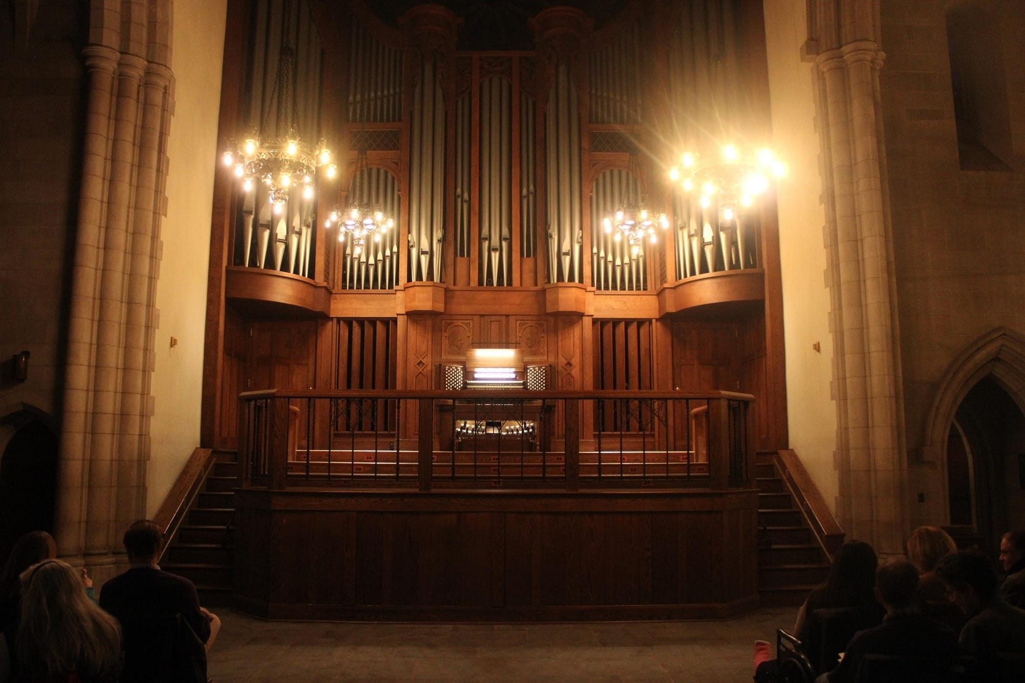 Organist Moves Us Beyond Thunderous Calamity