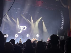 Pixies Make & Break The Trends