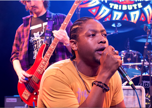 Baltic Grunge Band Builds a Bridge