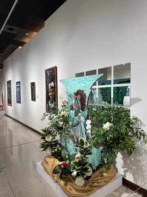 Here's Look At Us, House Of Blue